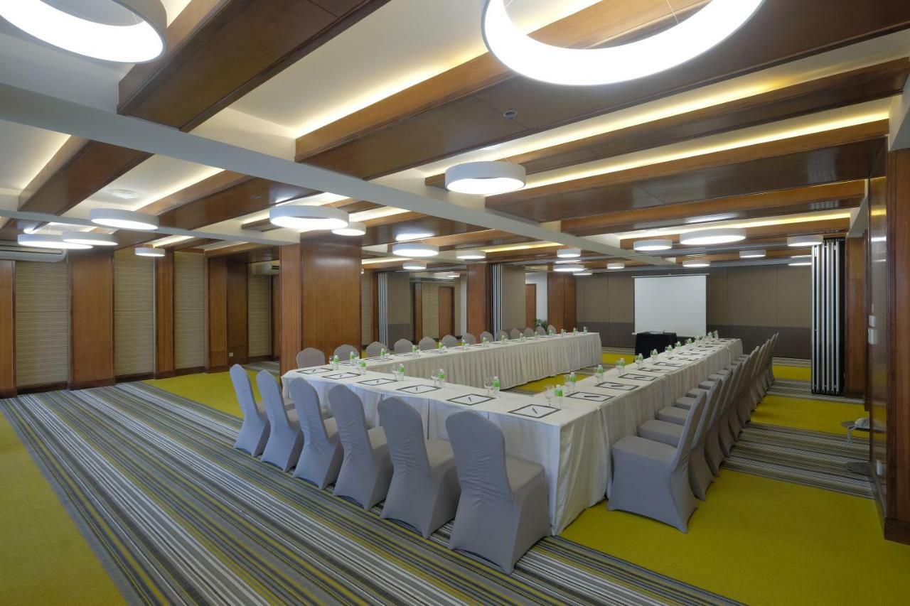 Be Resort Mactan Lapu-Lapu City Exterior photo